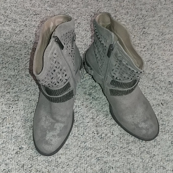 Boots Ankle Heels By Lane Bryant  Size: 9